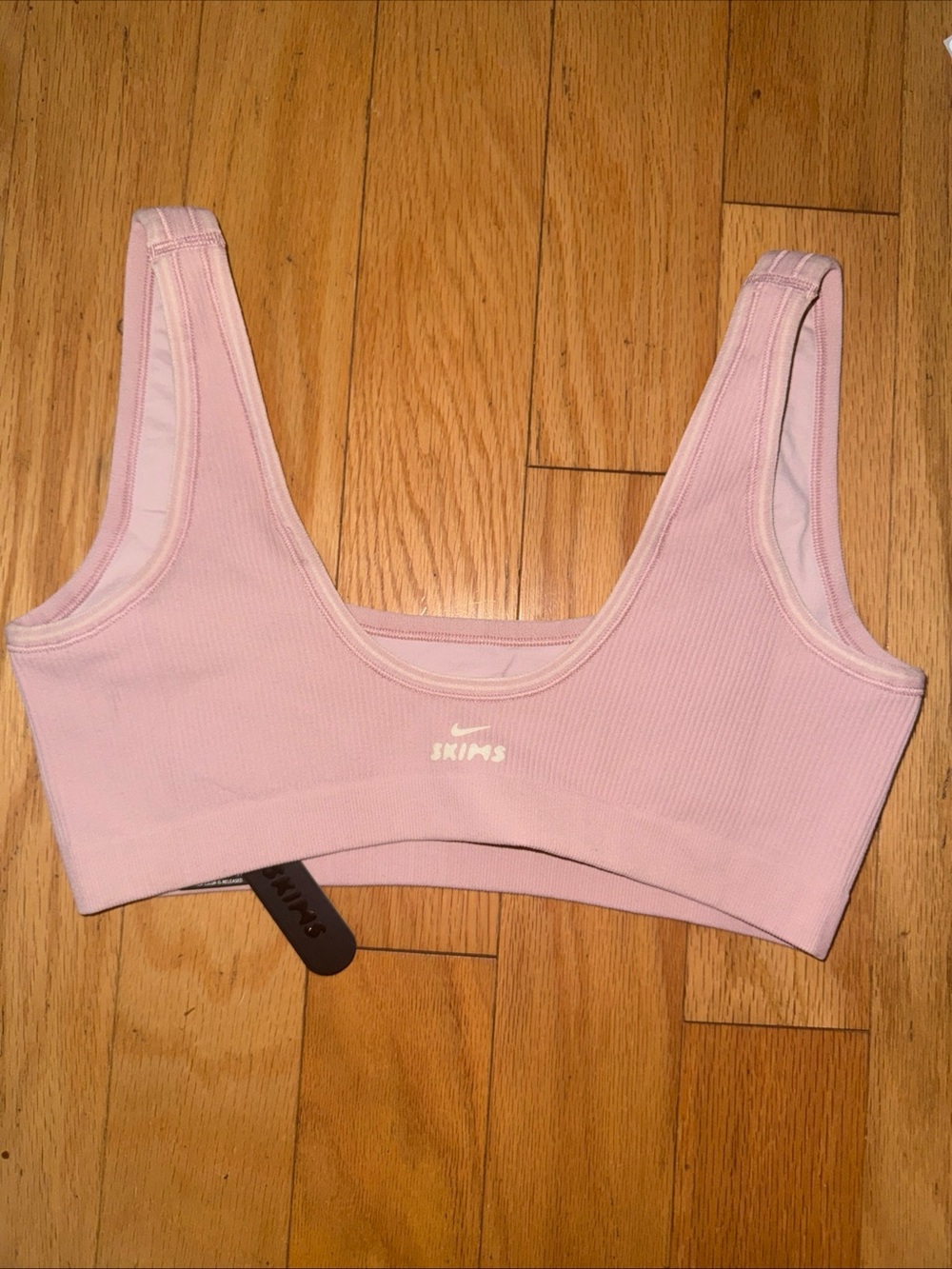 SKIMS Light Pink Ribbed Tank with White Swoosh Detail - Picture 3 of 3